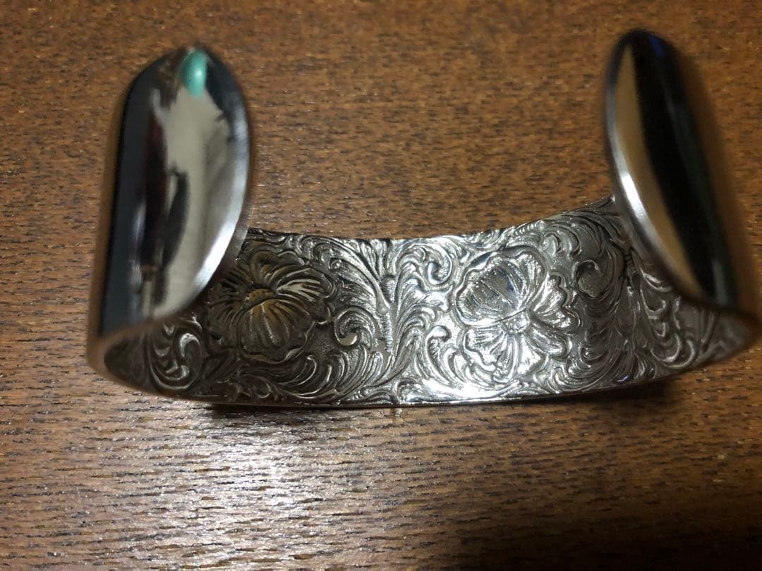 SAAD・ シェリダンカービングフラワー内彫り925ワイドバングル・希少