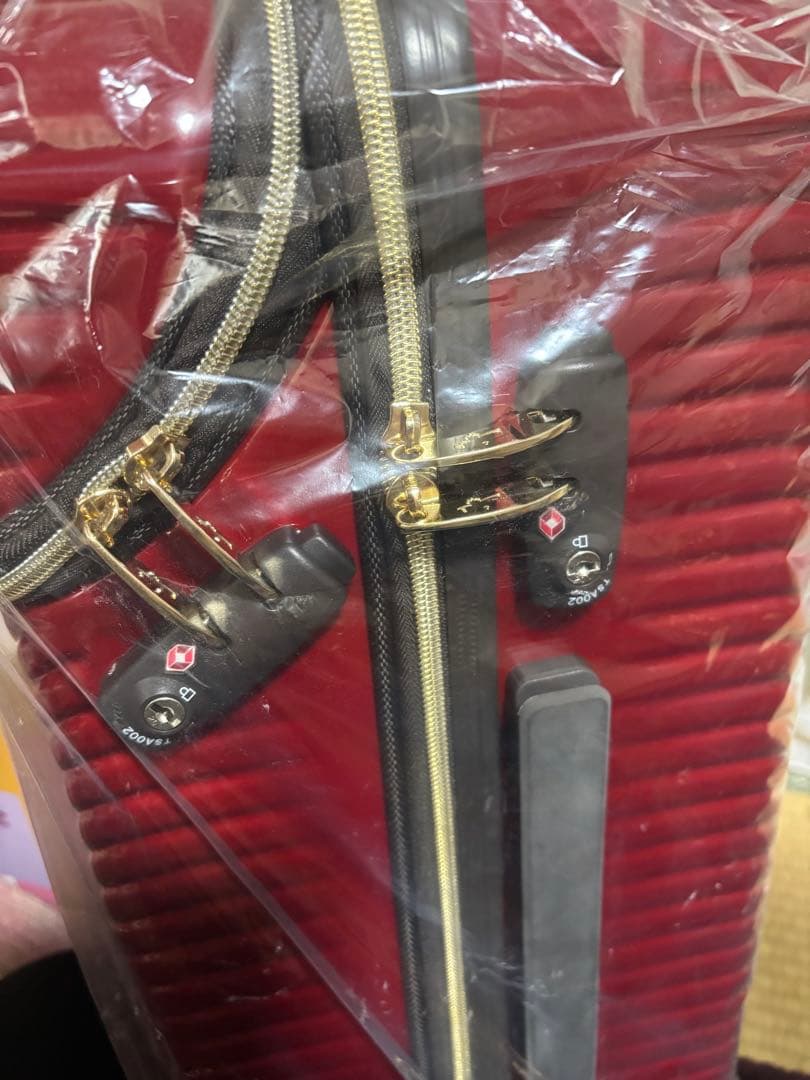 新品未使用　鍵付き　ムーミン　リトルミィ　キャリーケース49ℓ 新品ぬいぐるみ付