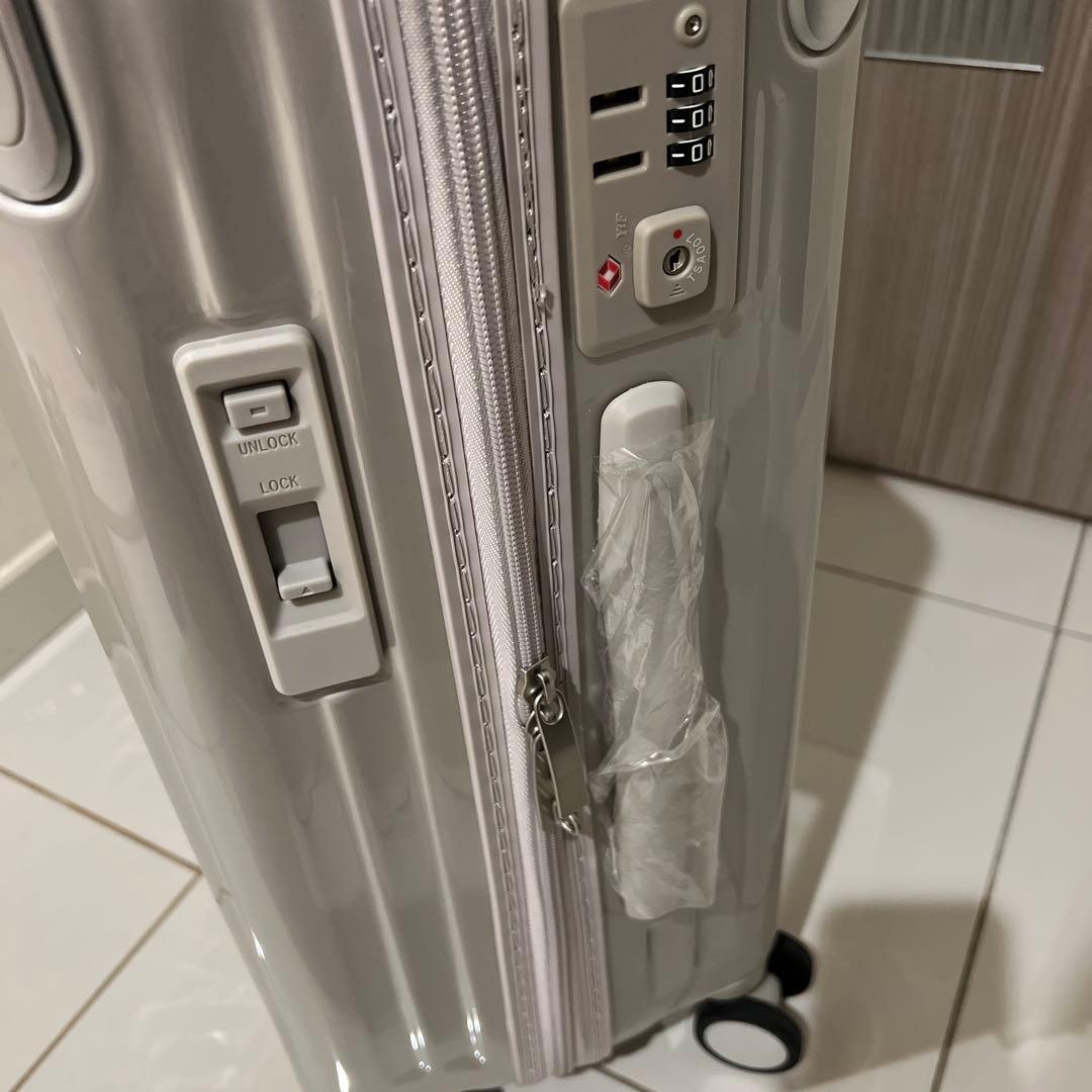 CARGOスーツケース 機内持ち込み サテンゴールド