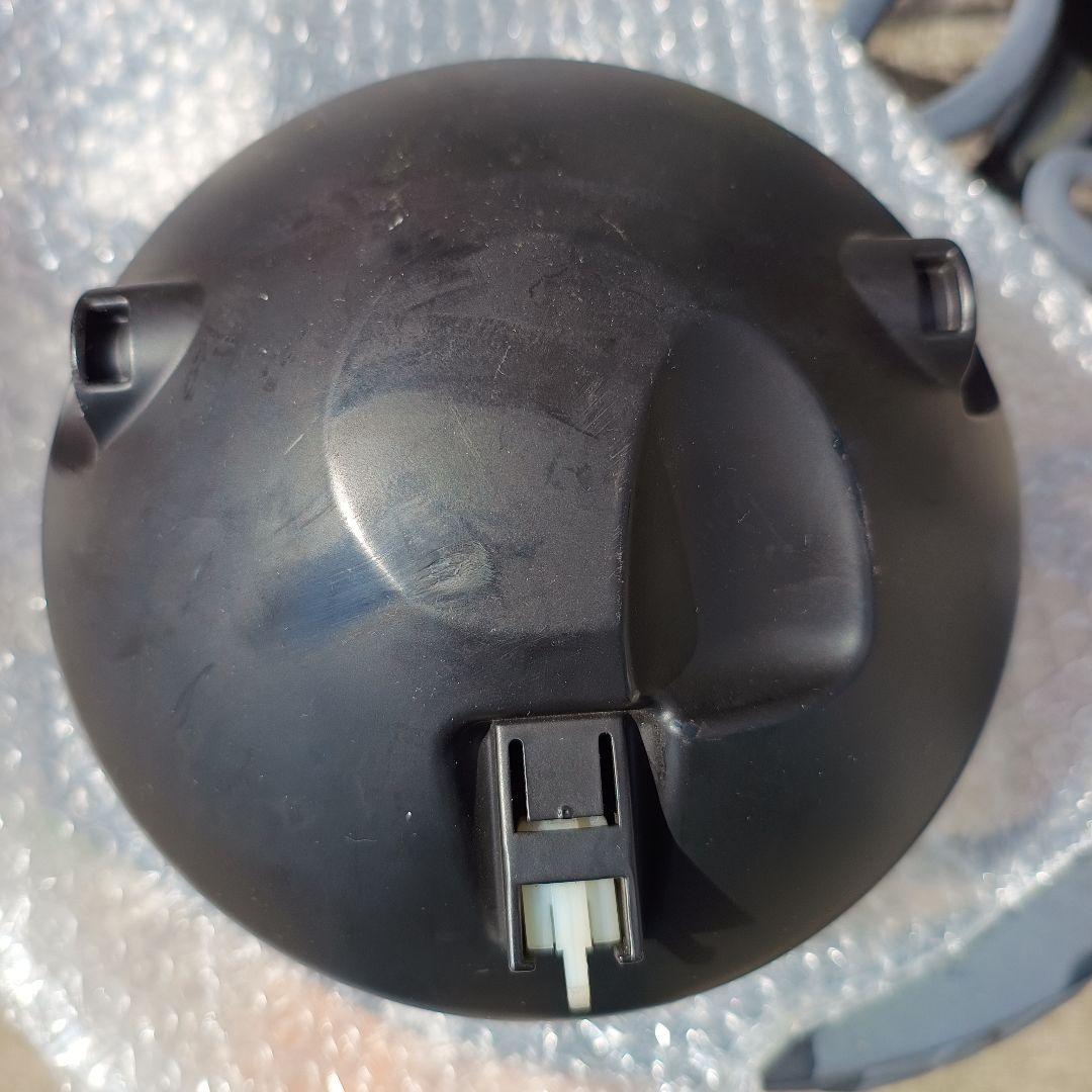 モトグッツィ V7III/V9ボバーのヘッドライト