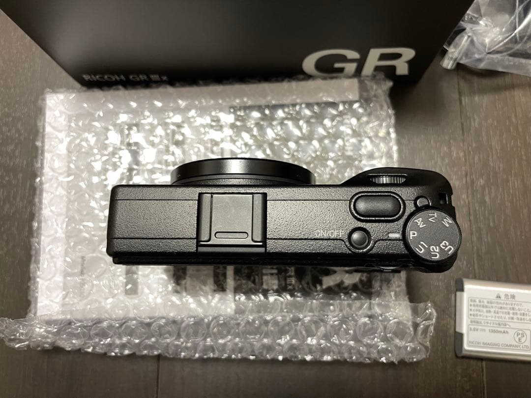 RICOH GRⅢx リコー GR3x 中古　箱付　チャージャー付き