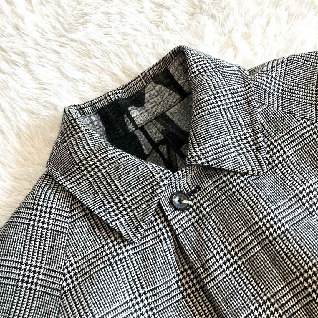 【美品】ヤンチェオンテンバール　高級ウールリバーシブルコート　モノトーンアート柄