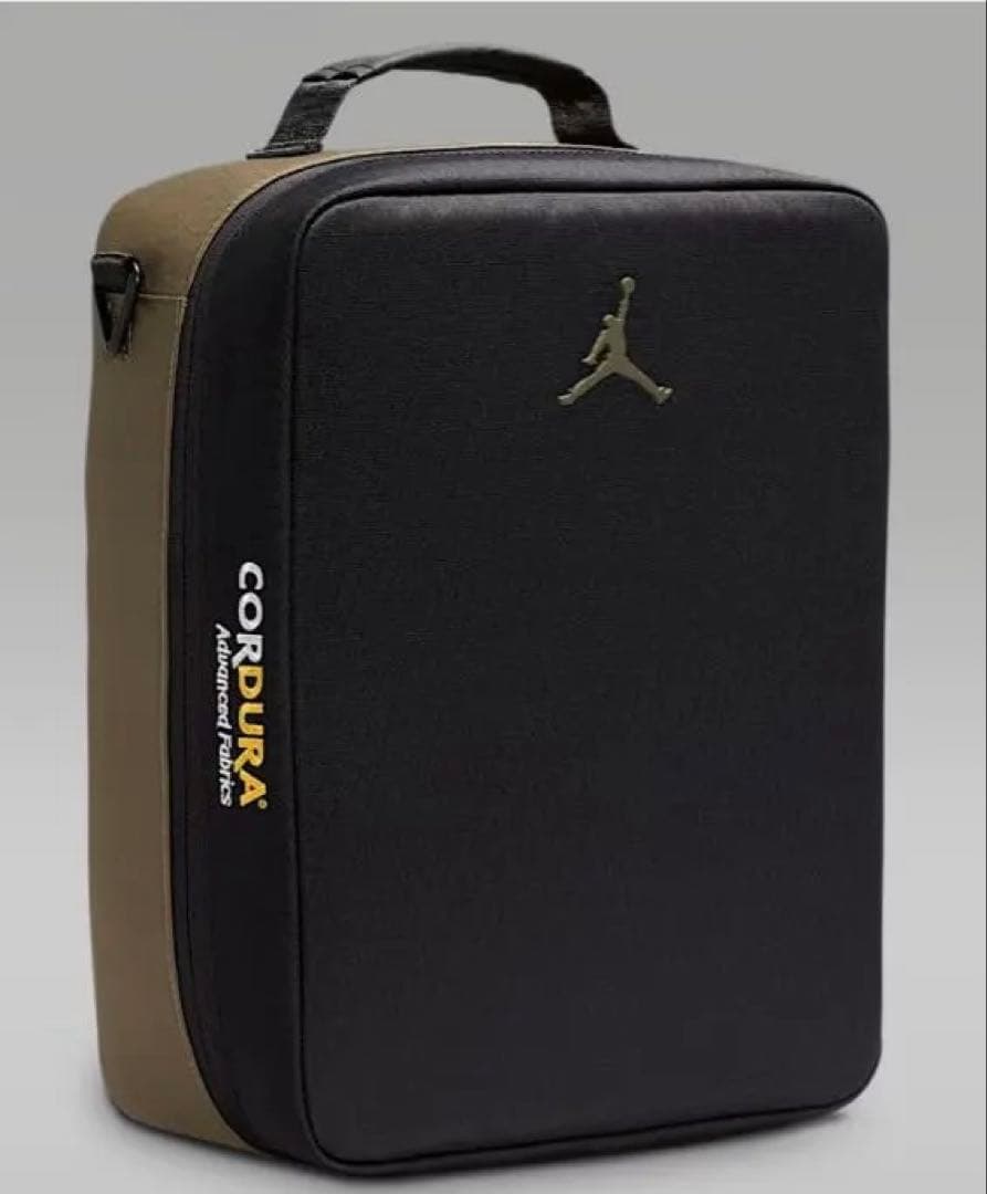 超美品】ジョーダン シューズケース ブラック/オリーブ