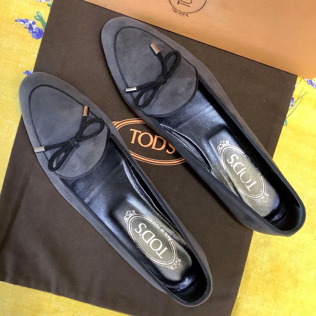 レア美品! トッズ リボンゴンミーニ ダークグレースウェードカーフ 24cm