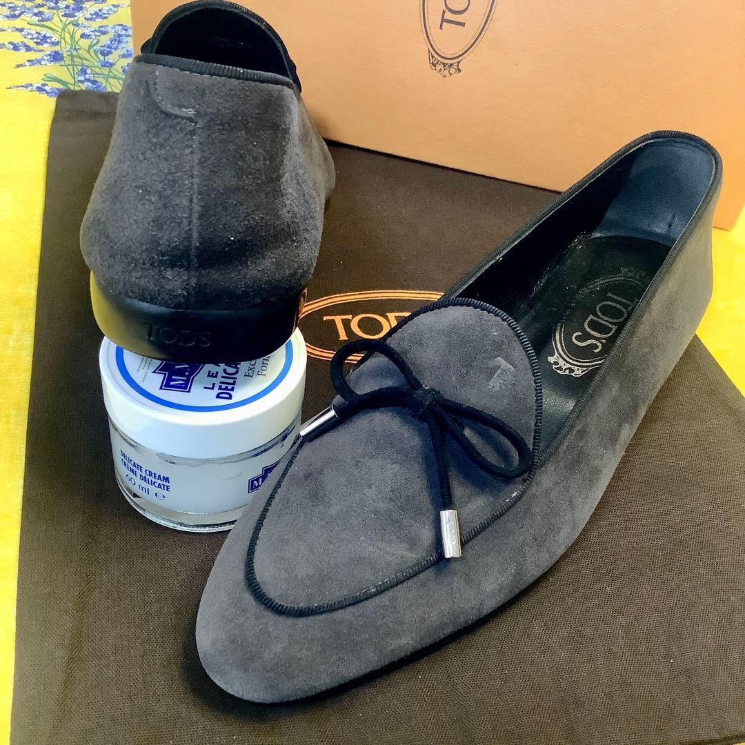 レア美品! トッズ リボンゴンミーニ ダークグレースウェードカーフ 24cm