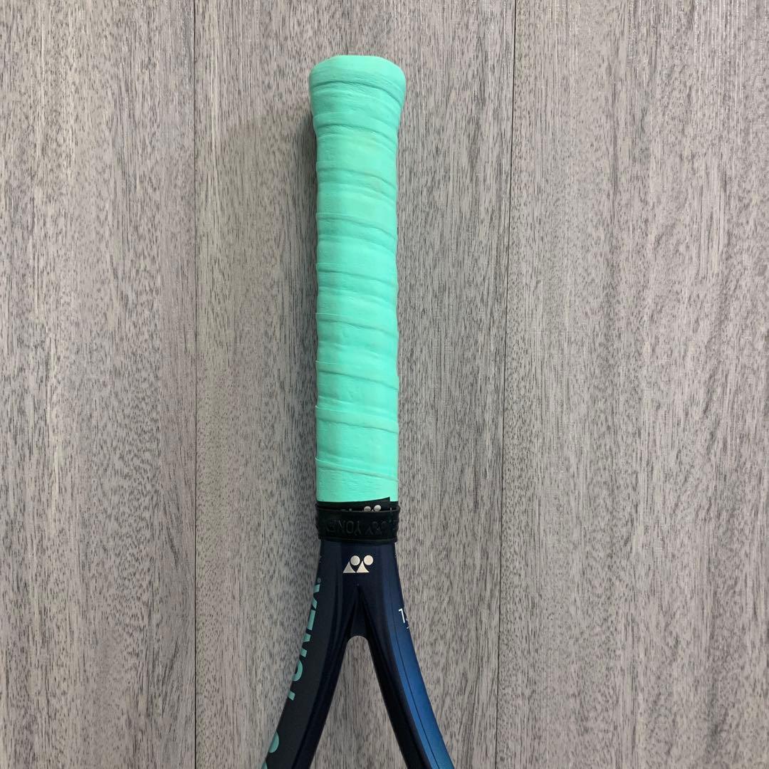 m070414m ★美品　YONEX EZONE FEEL G1 テニスラケット