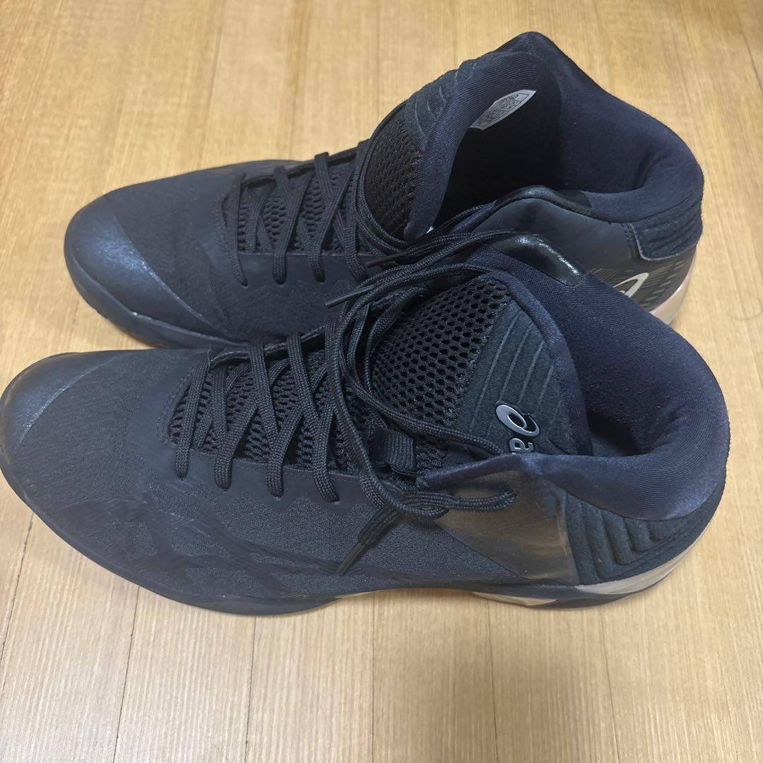 USED品.アシックスバスケットシューズ 27.0cm(男性)黒色