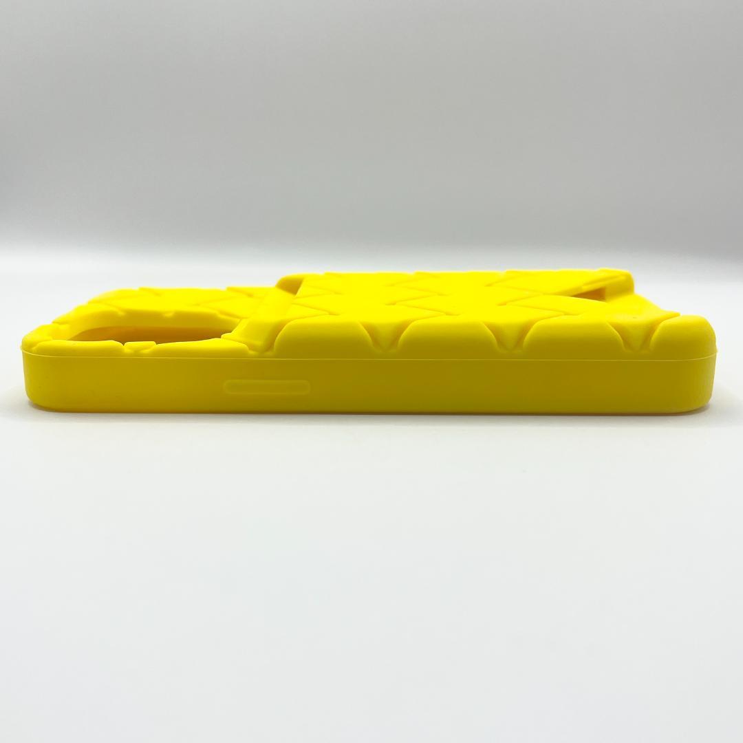 【新品】ボッテガ iPhone 13 PRO シリコンケース カードスロットつき