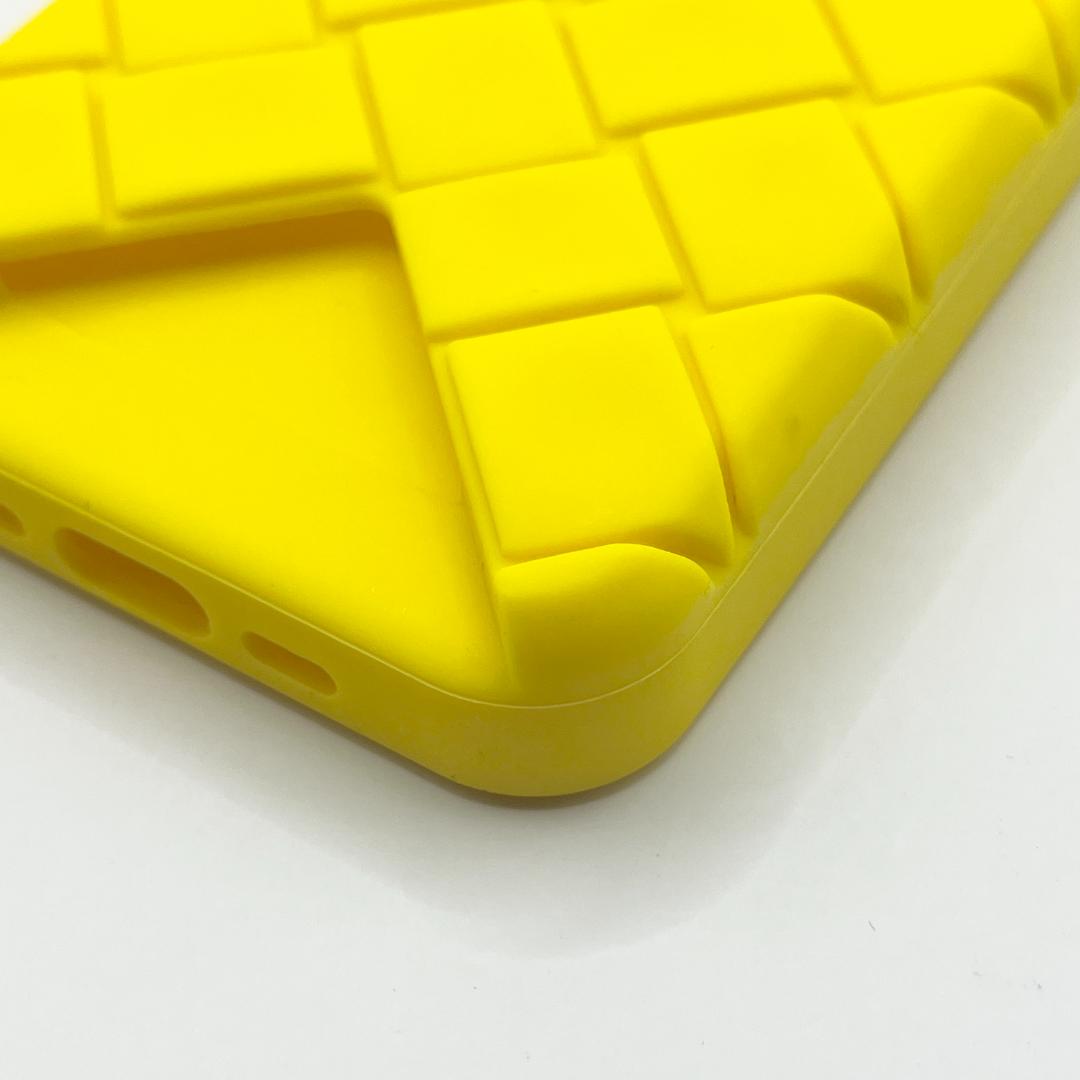 【新品】ボッテガ iPhone 13 PRO シリコンケース カードスロットつき