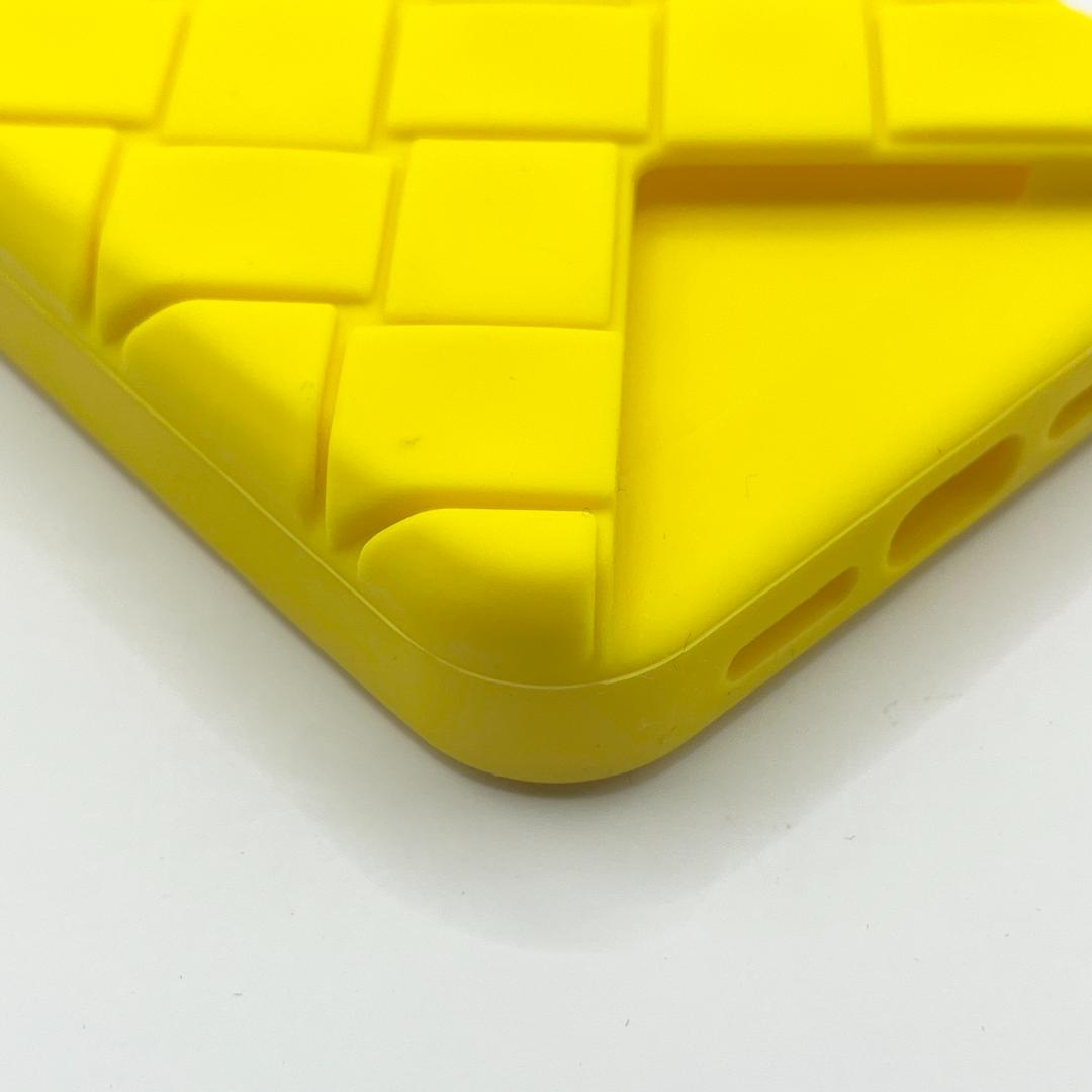 【新品】ボッテガ iPhone 13 PRO シリコンケース カードスロットつき