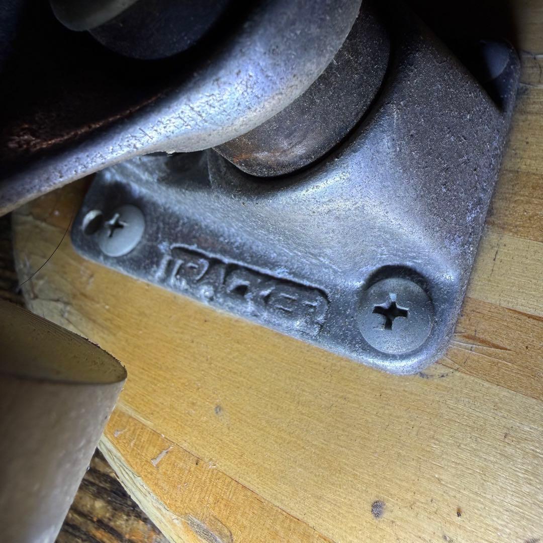 オールドスクール スケートボード 木製デッキ Tracker製トラック