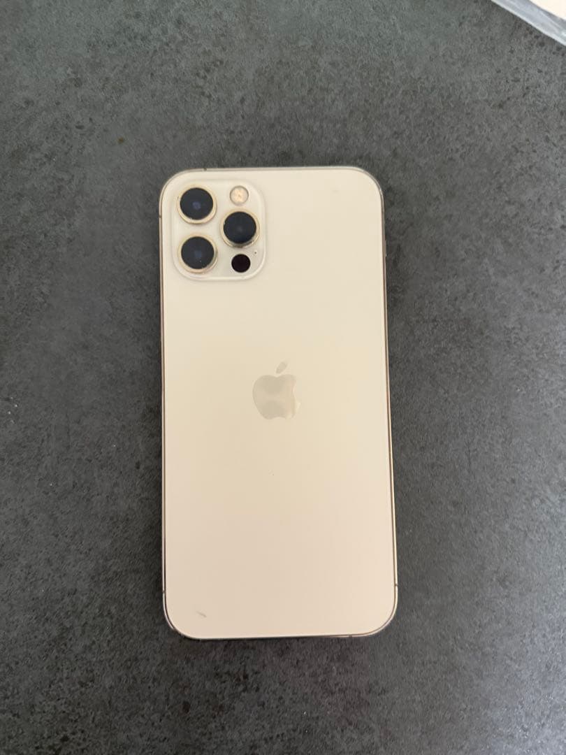 Apple iPhone 12 Pro ゴールド【iFaceケース付】