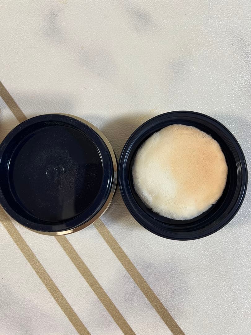 クレ・ド・ポー ボーテ プードルトランスパラントｎ Ｍ 2 ライトミディアム