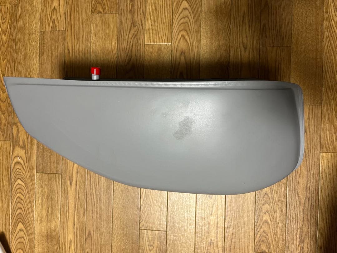 旧CB400F タンクとサイドカバー　サーフェーサー　リペア品