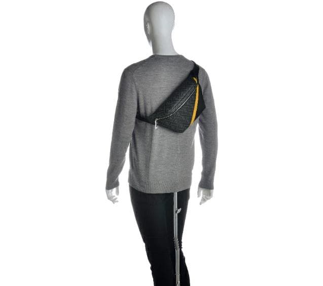 【訳アリ特価】FENDI フェンディ ボディバッグ メンズ