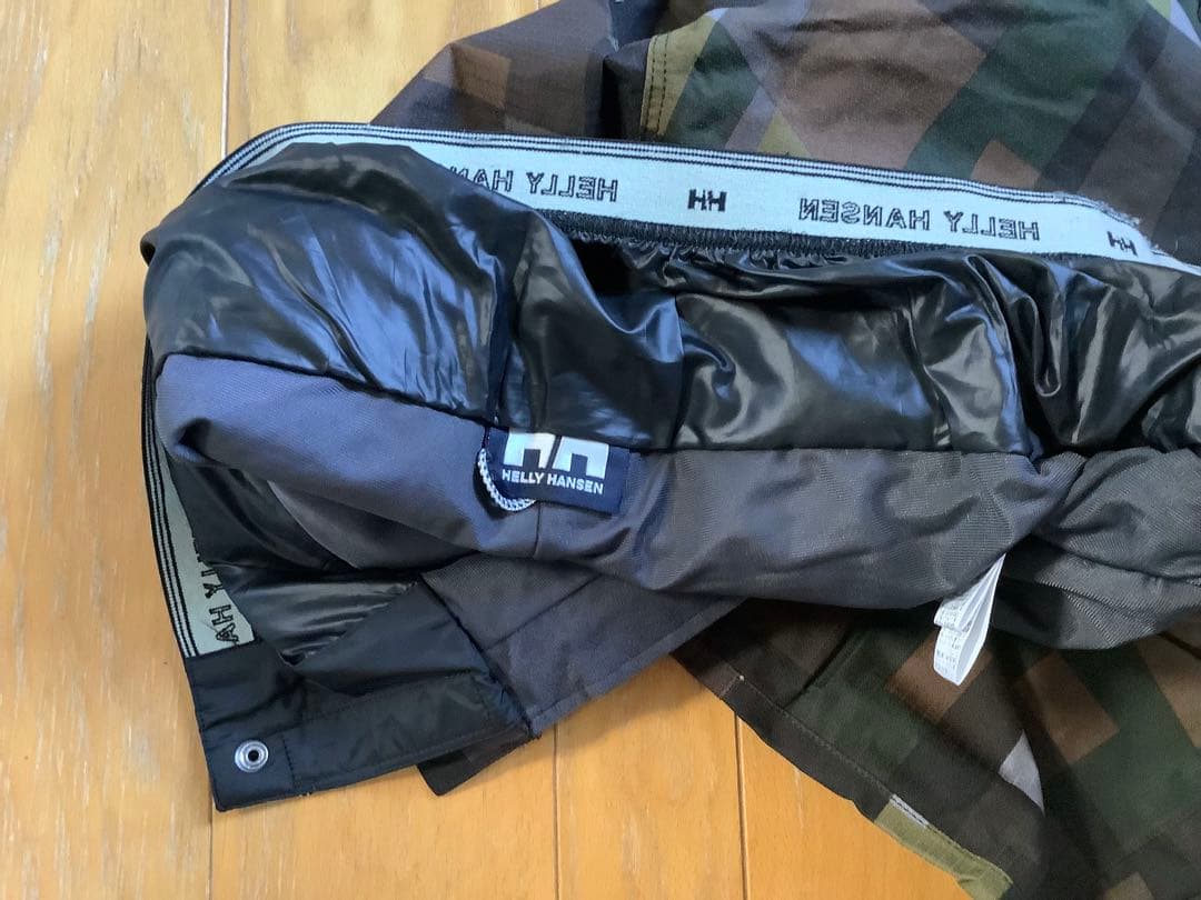 HENLY HANSEN スノボウエア上下