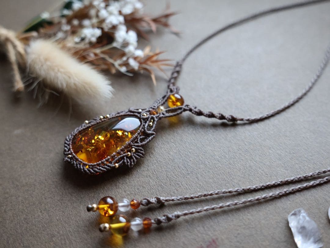 hanatae 琥珀　マクラメ　ネックレス