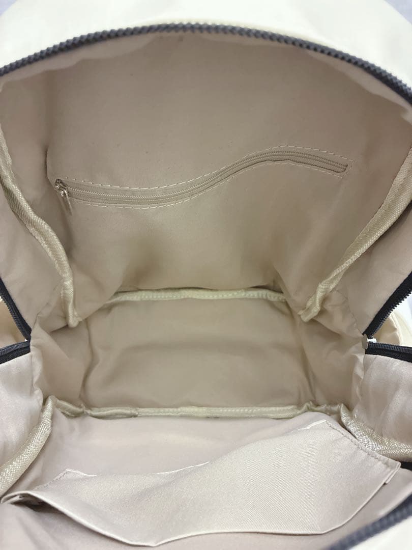 希少極美品★ NieR clothing ニーアクロージング　 リュック