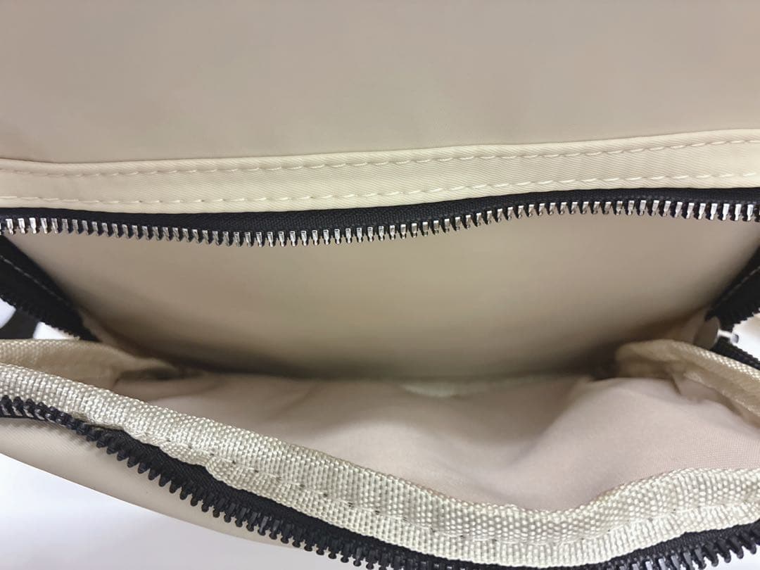 希少極美品★ NieR clothing ニーアクロージング　 リュック