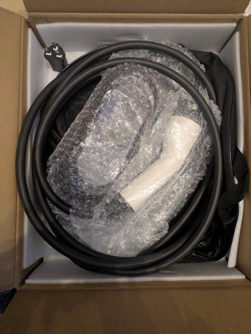 訳あり　ev100v充電機