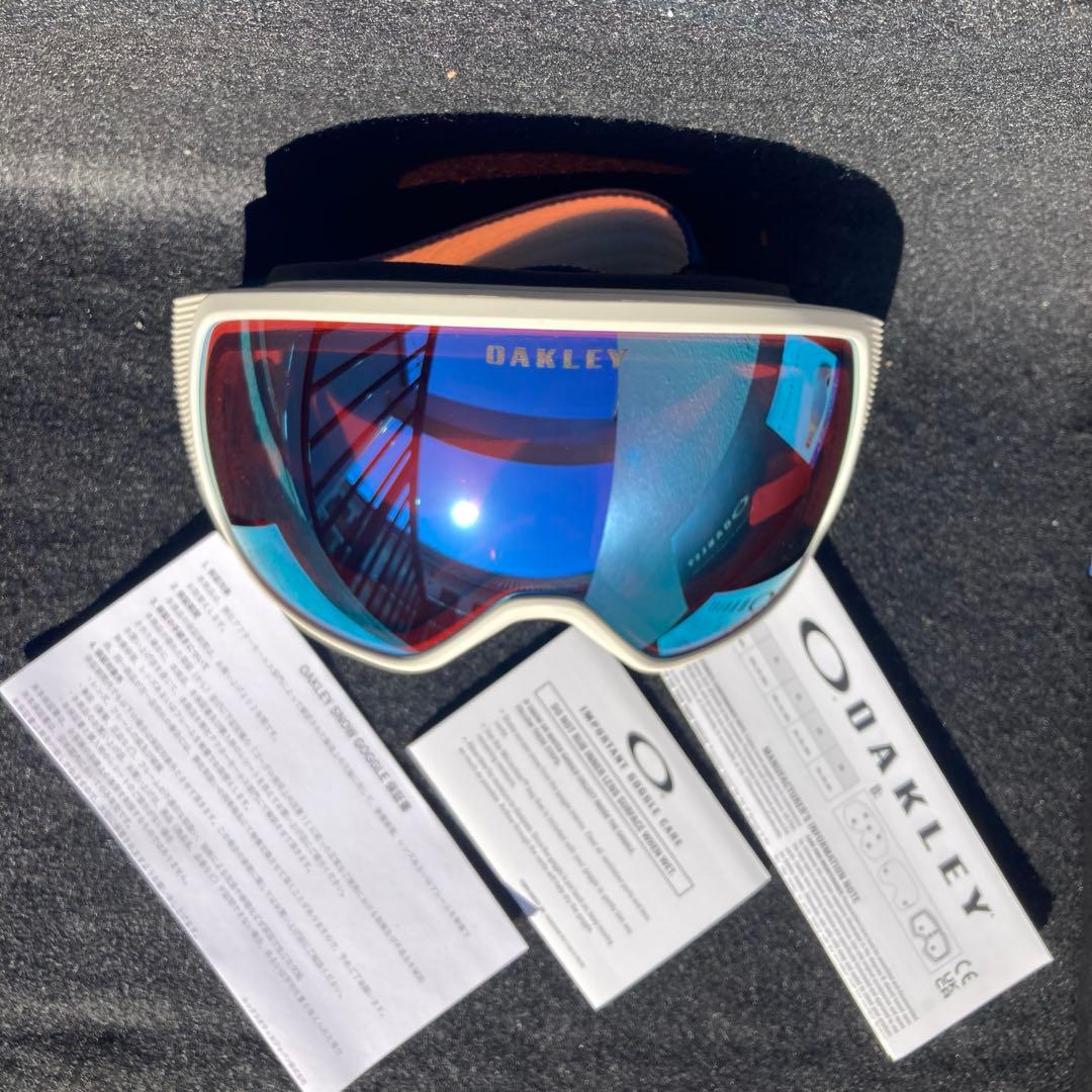 新品未使用　オークリーゴーグル　オークリースノーゴーグル　雪用ゴーグル　ゴーグル