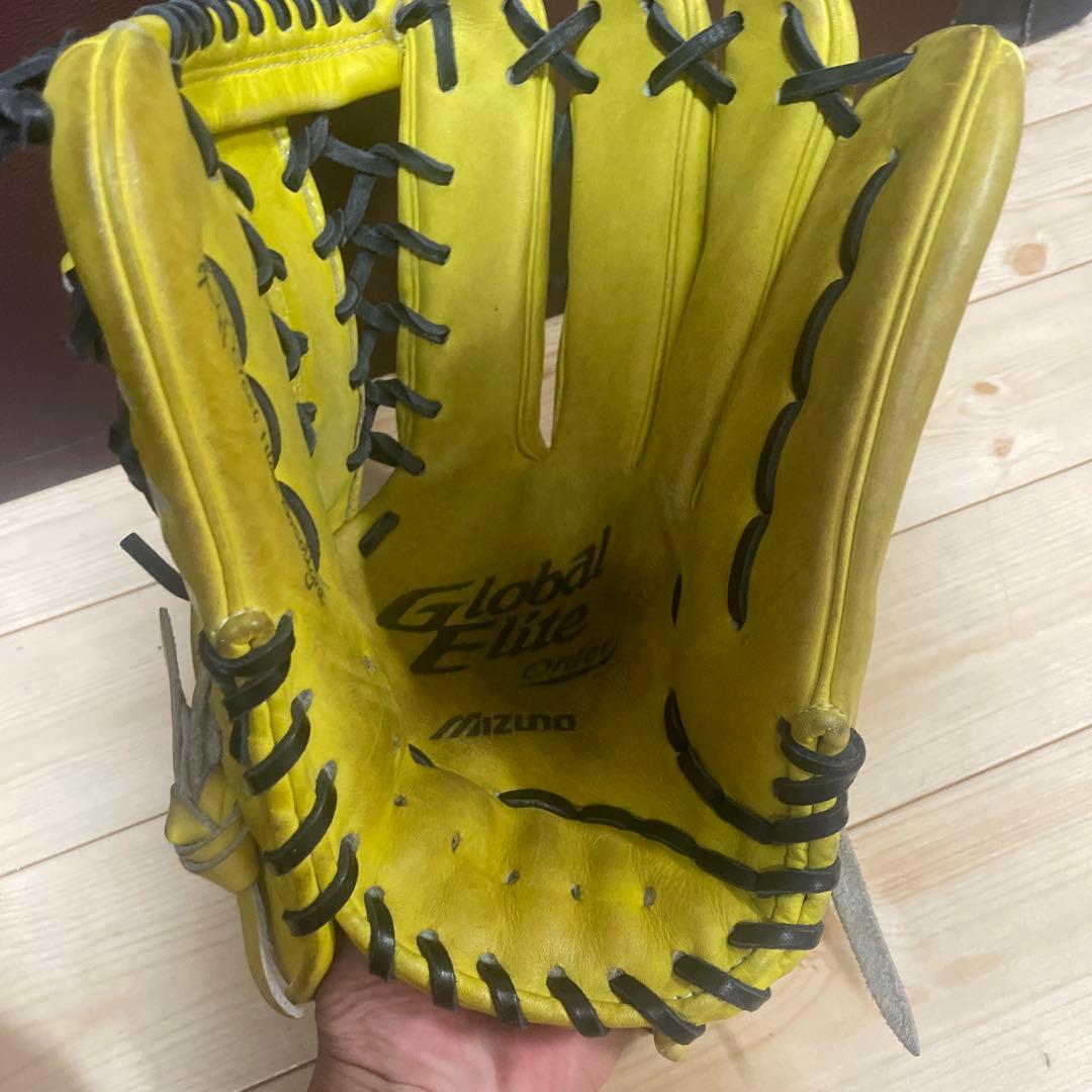 ま*ん様 ミズノグローバルエリートオーダー軟式　外野用
