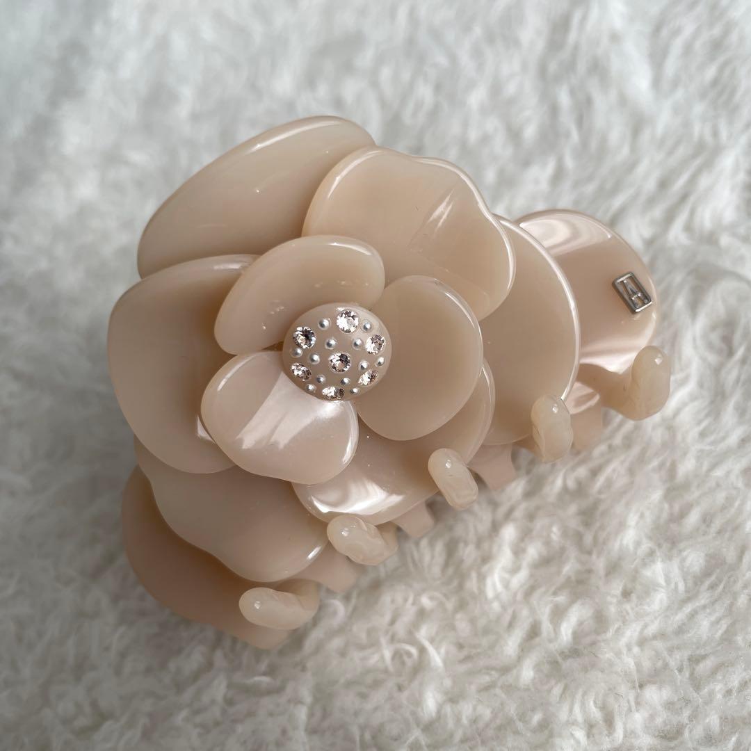 アレクサンドルドゥパリ 希少☆ カメリア ベージュ クリップ