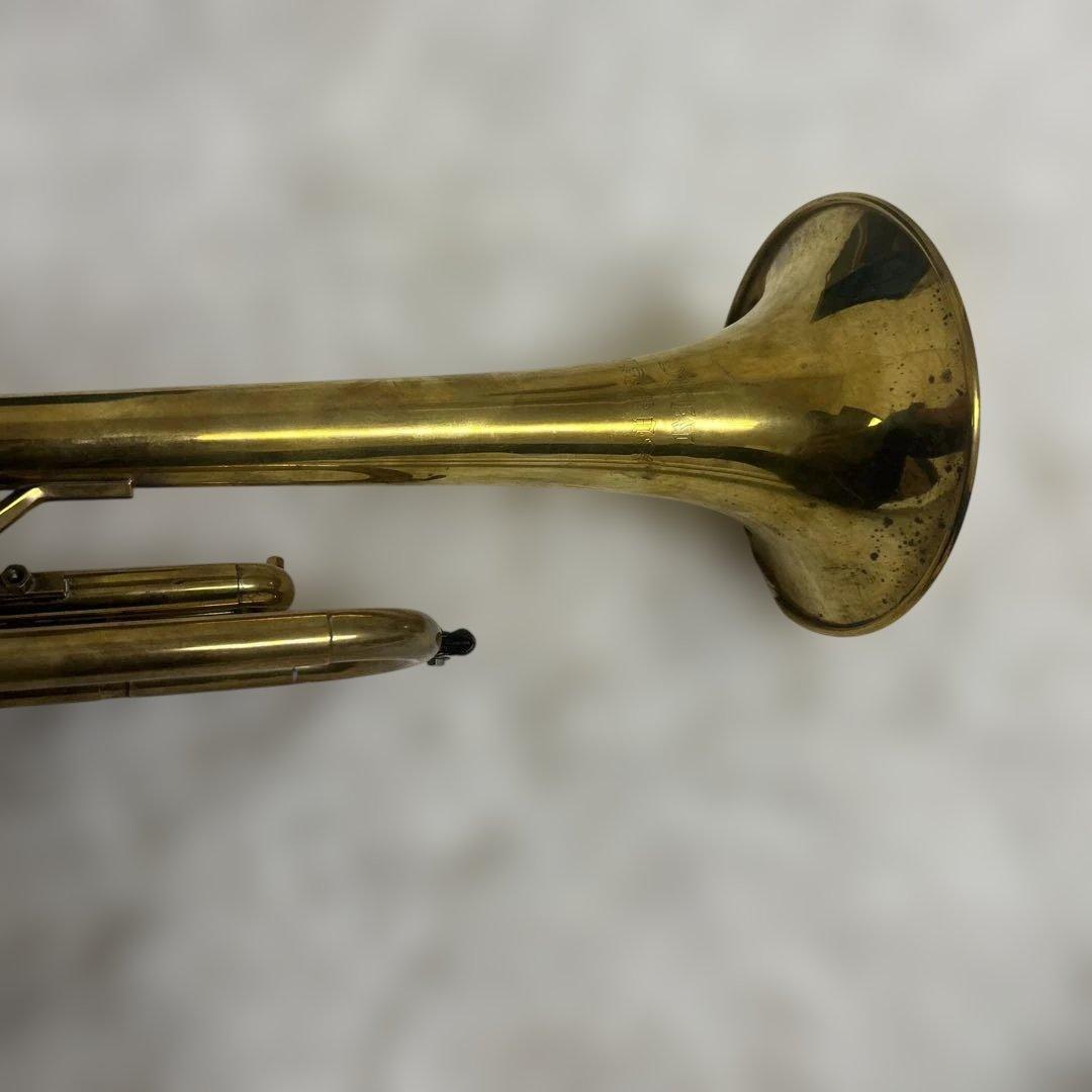 【良品】トランペット ケース付き　金属製　付属品多数