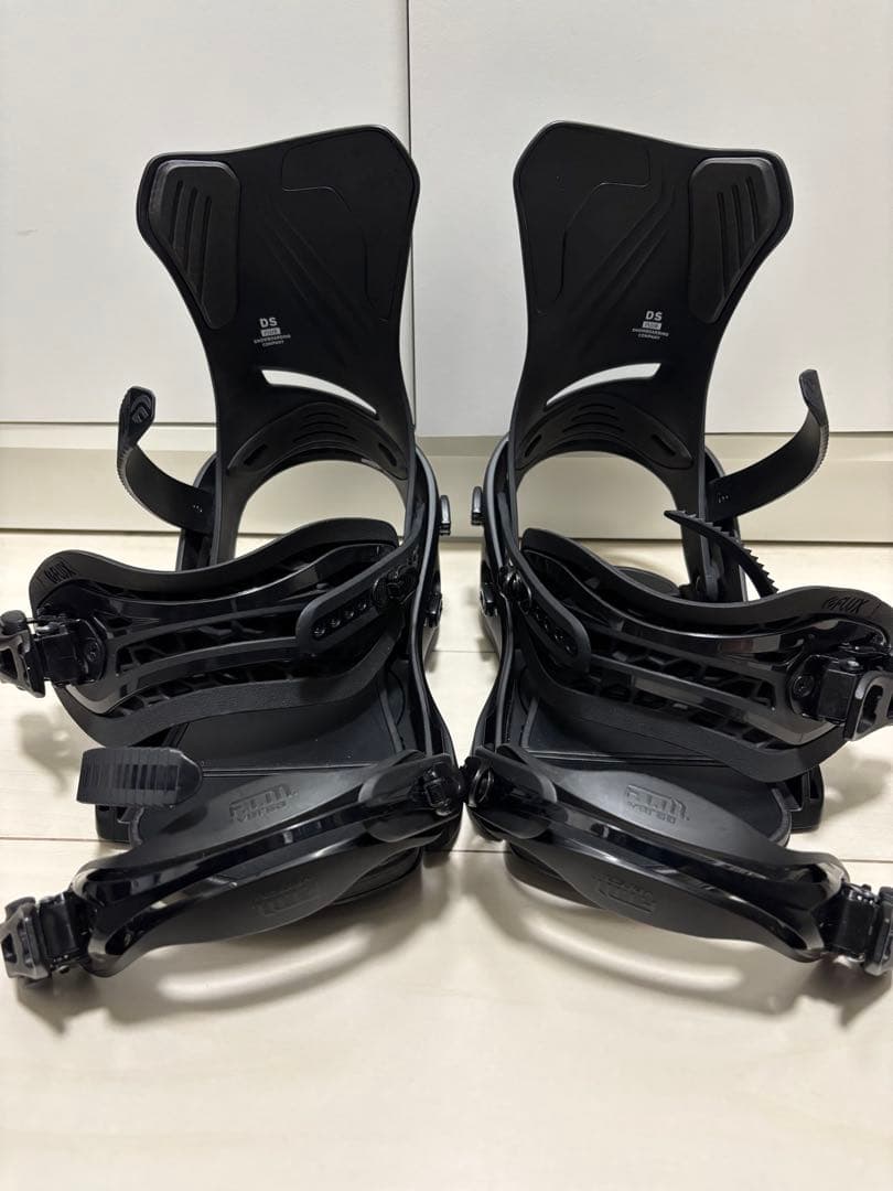 FLUX ds novol 23-24ビンディング グラトリ m