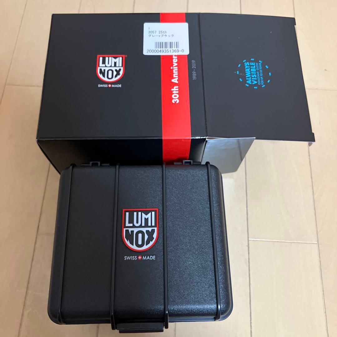 LUMINOX 3057 25th グレー/ブラック　腕時計　カーボン　限定品