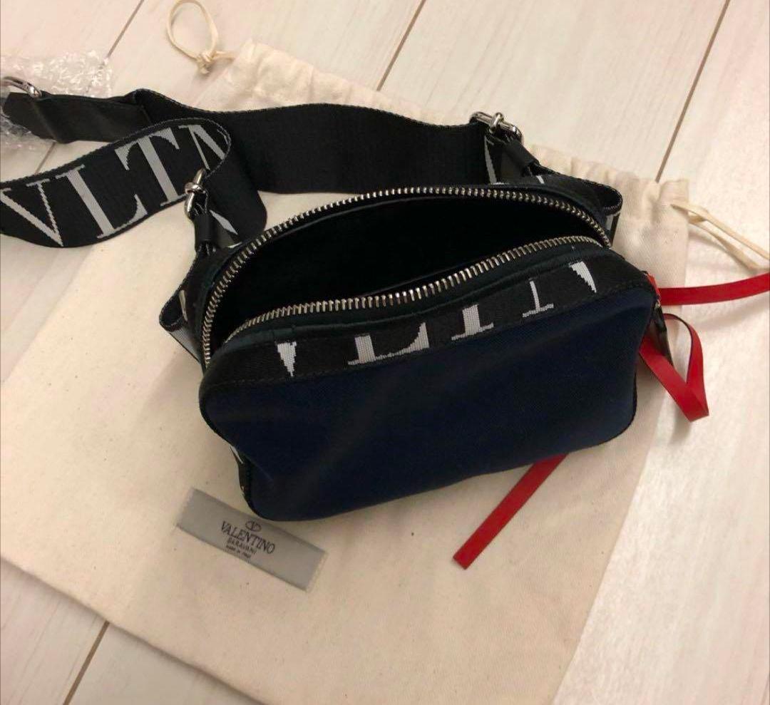 【早い者勝ち】ヴァレンティノ　ボディーバック