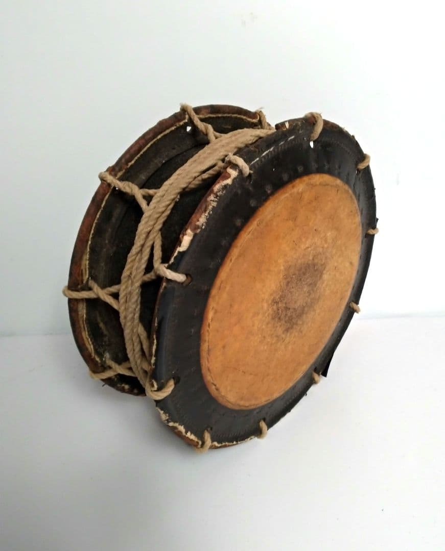 【注意！黒塗り部分傷、剥がれあり】締め太鼓