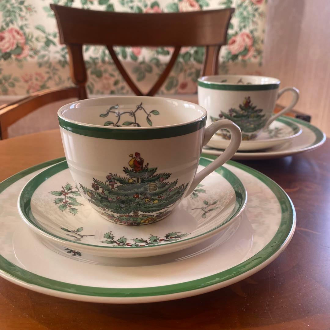 スポード クリスマスツリー カップ・ソーサー セット - メルカリ