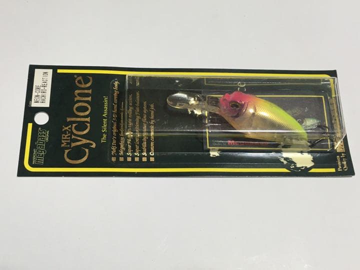 メガバス サイクロン MR-X ネオンコアハチローリアクション - メルカリ