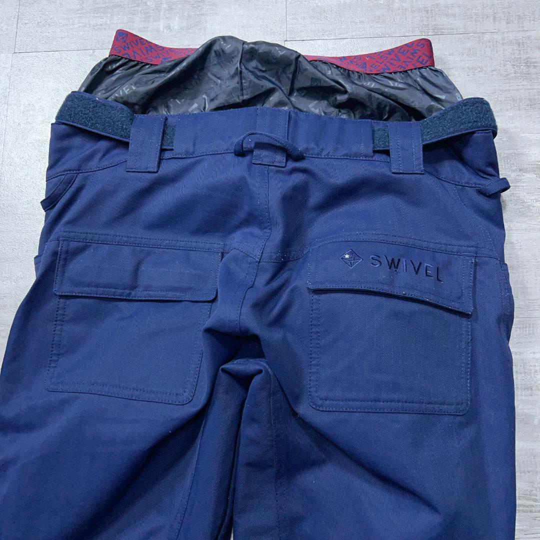 美品 Swivel スノーウェアウェア レディースXL スキーウェア 総柄