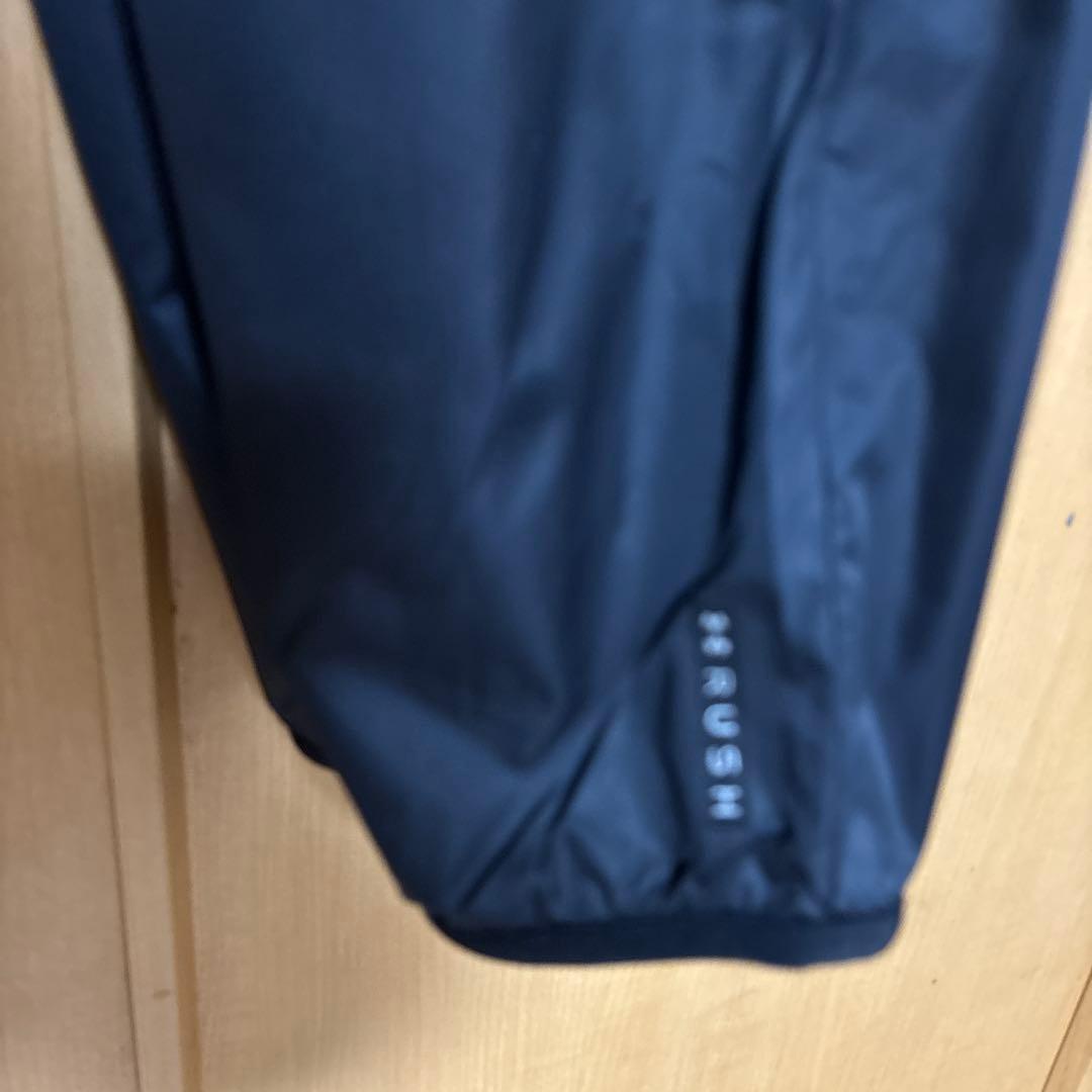 美品　アンダーアーマーRUSHウインドブレーカーセットアップ　M