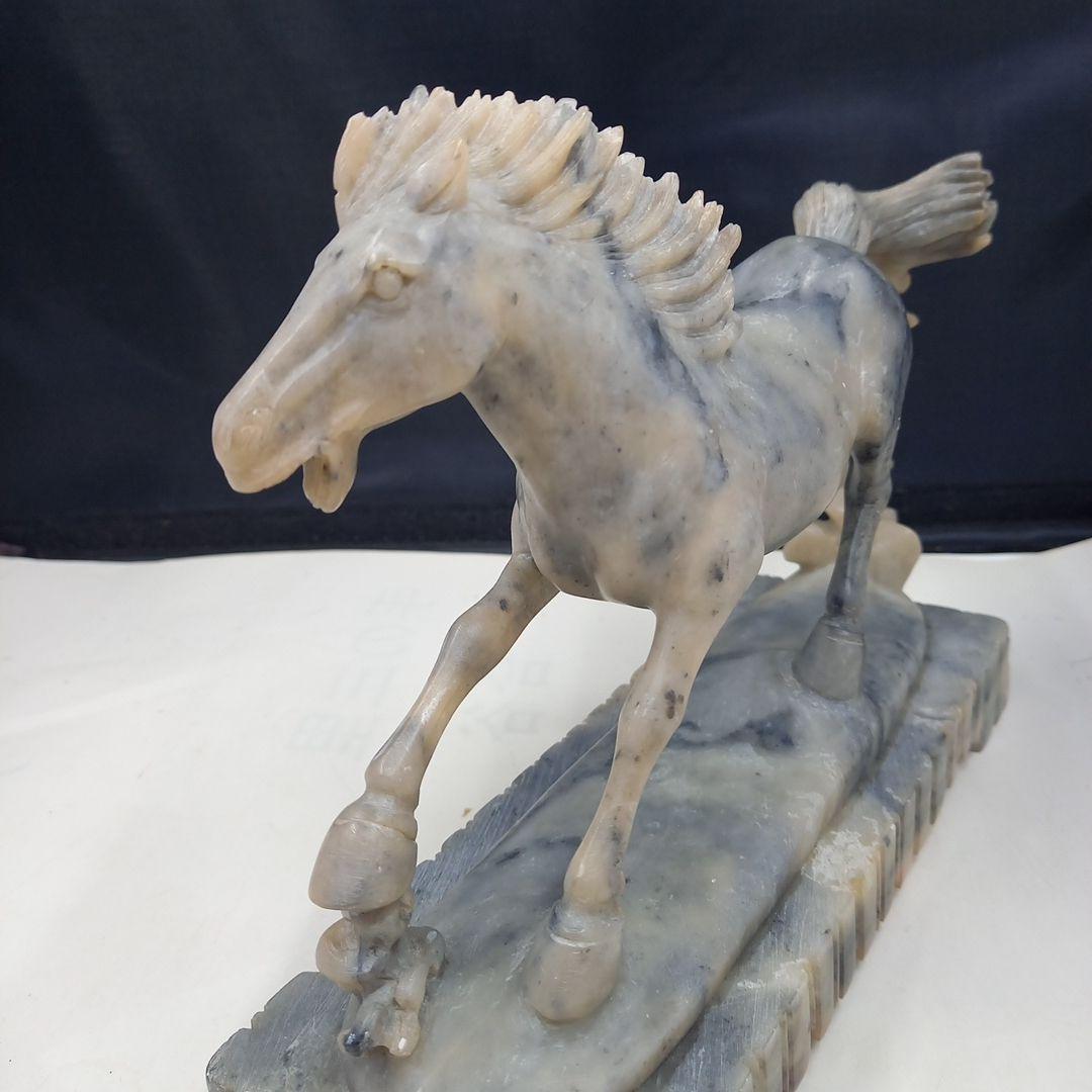馬置物　天然石　石彫刻　手掘り　2.2kg