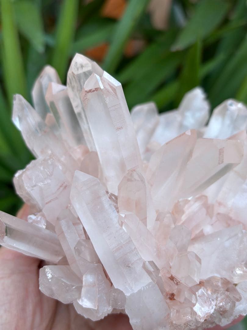 ピンク水晶クラスター　フラワークォーツ　花型　1.726g 豪華　美麗　天然石