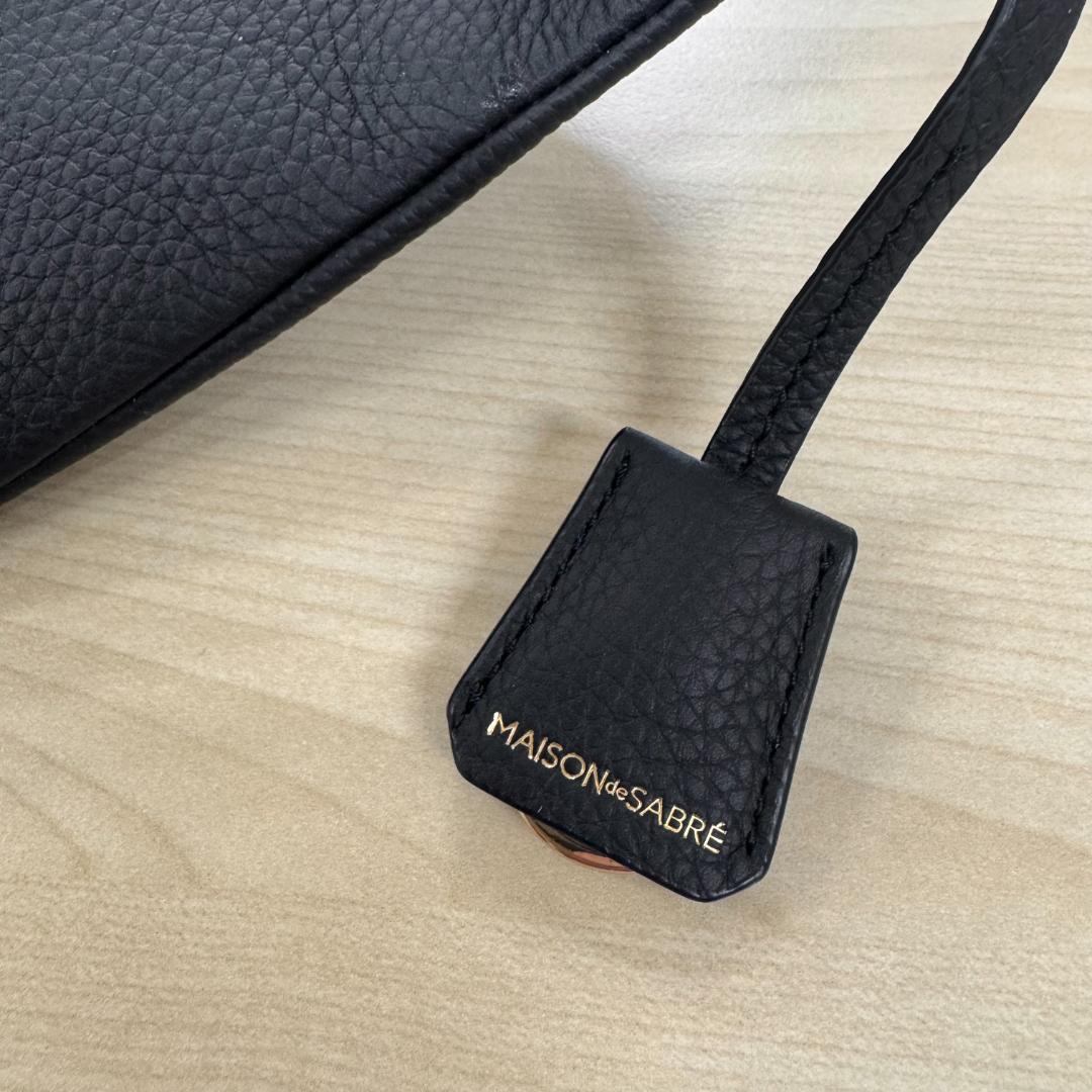 【未使用】 MAISON de SABRÉ ブラック ボディバッグ スリング
