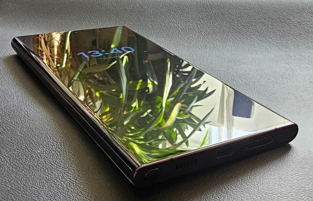 remrin0414さん専用　SIMフリ- Galaxy S22 Ultra