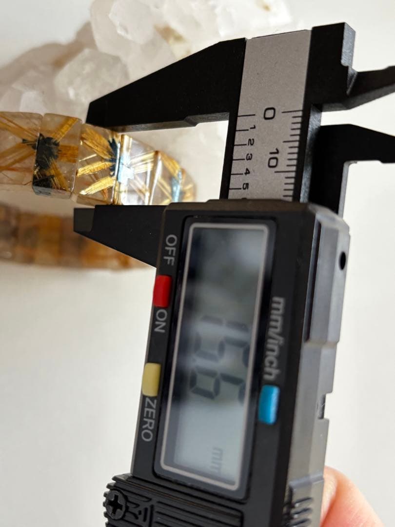 タイチンルチル（ヘマタイト共生）バングルNO260