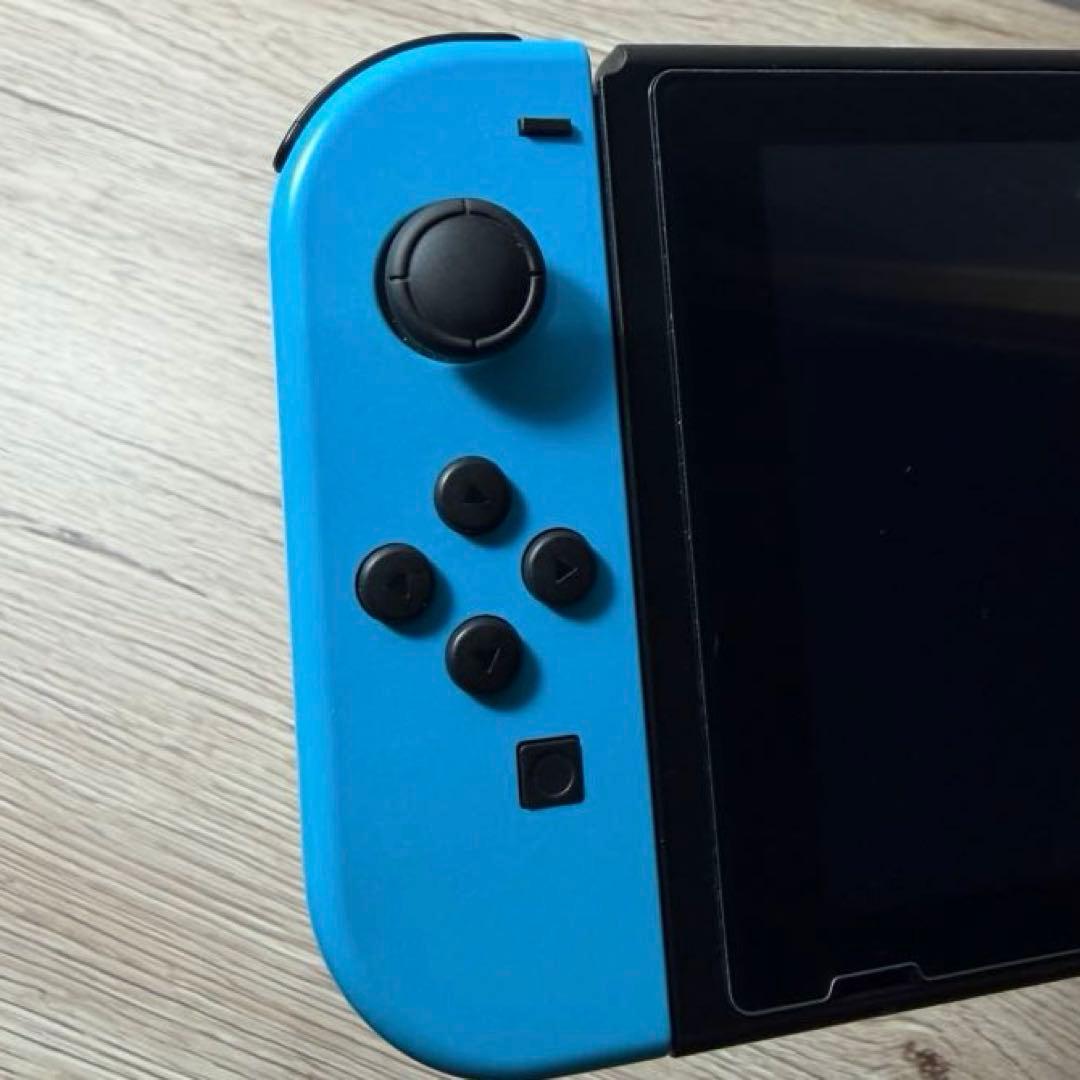【超美品】任天堂Switch 本体 おまけ色々付き