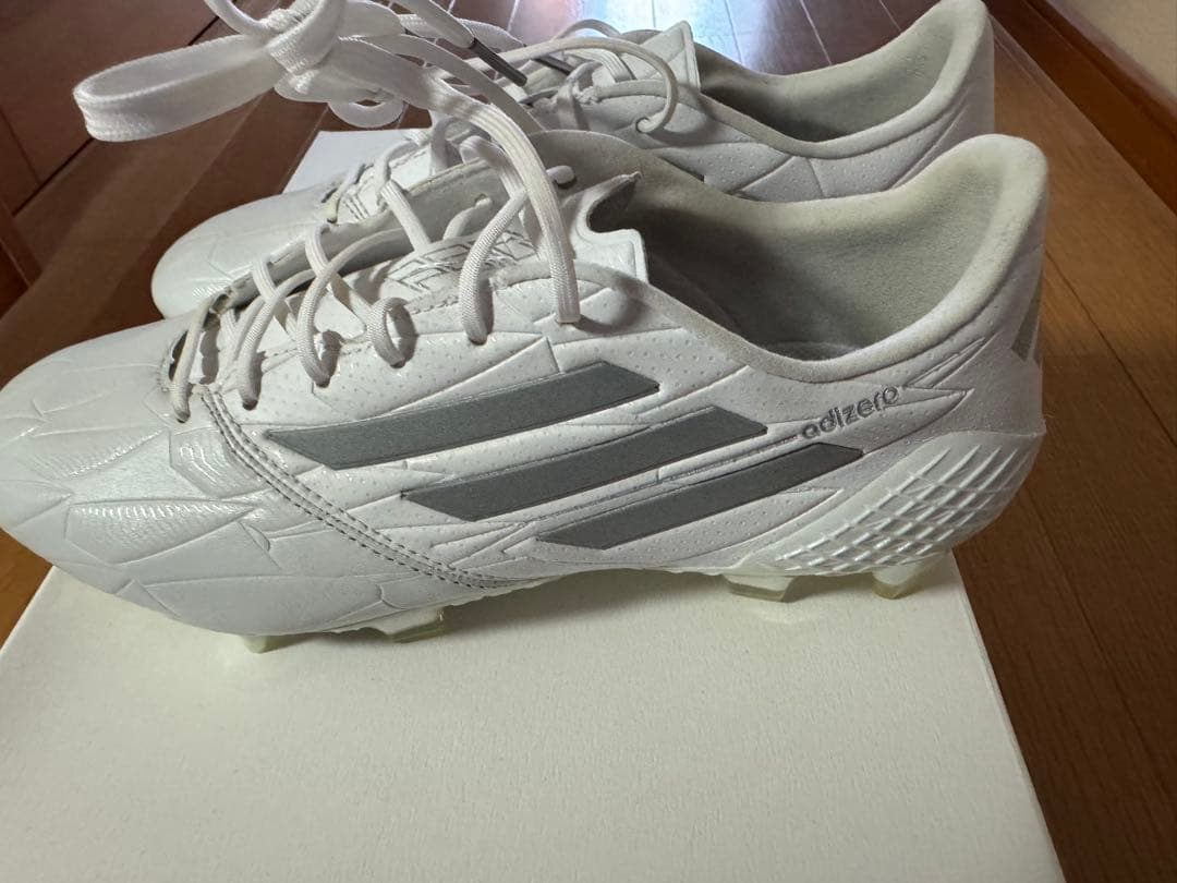 てん　F50アディゼロ4FG 復刻版　レザーモデル　日本未発売24.5cm