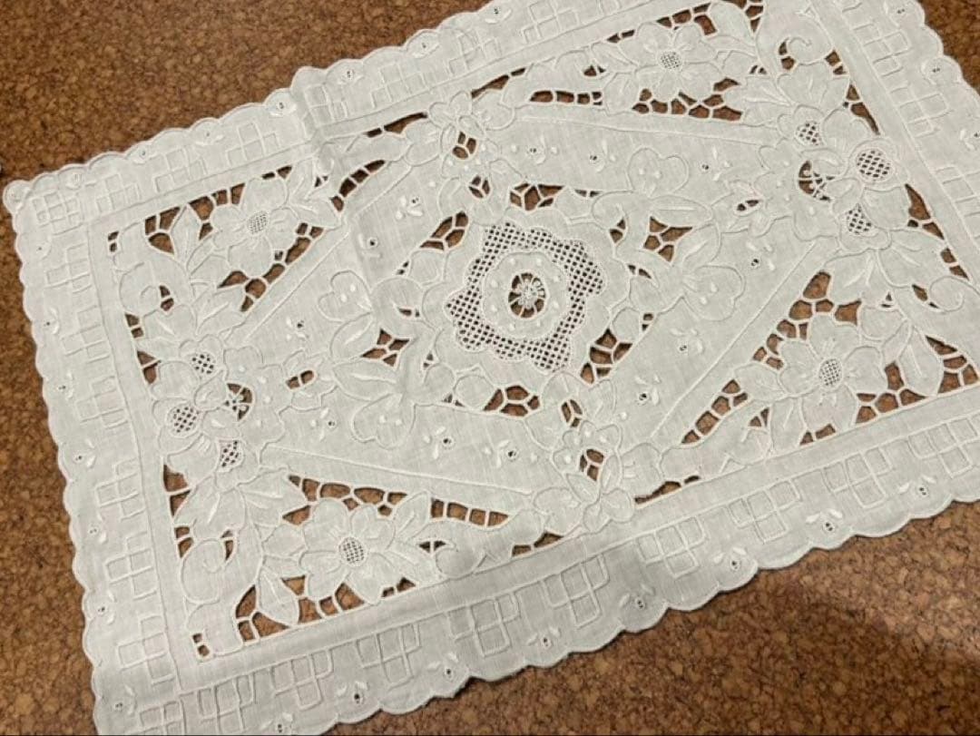 汕頭ランチョンマット未使用品まとめ売り 長方形と円形2種 計39枚