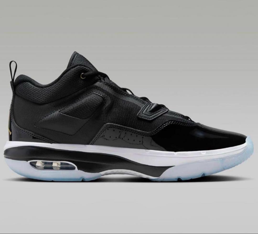 新品　ナイキ　ジョーダン　ステイロイヤル3 28㎝