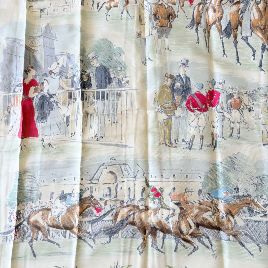 【美品】HERMES エルメ スカーフ カレ90 競馬場 シルク 箱付 ベージュ
