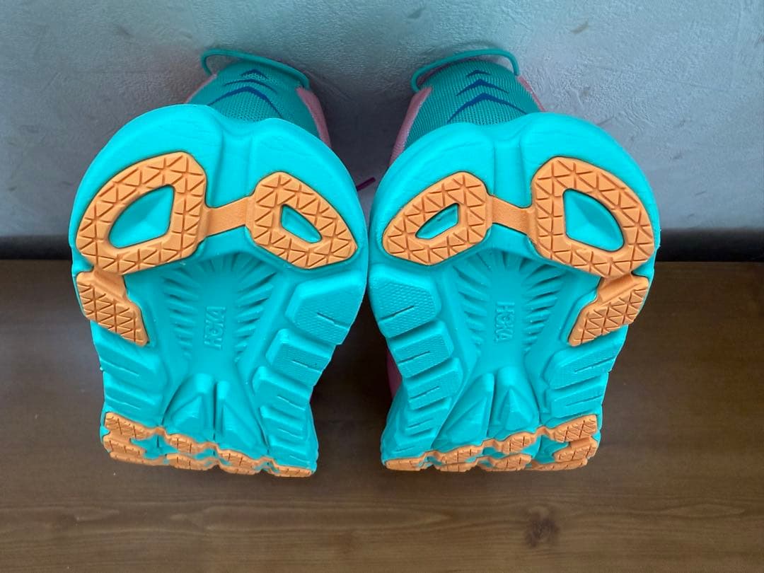 【美品】HOKA リンコン 3 24cm ピンク×ミント ランニングシューズ