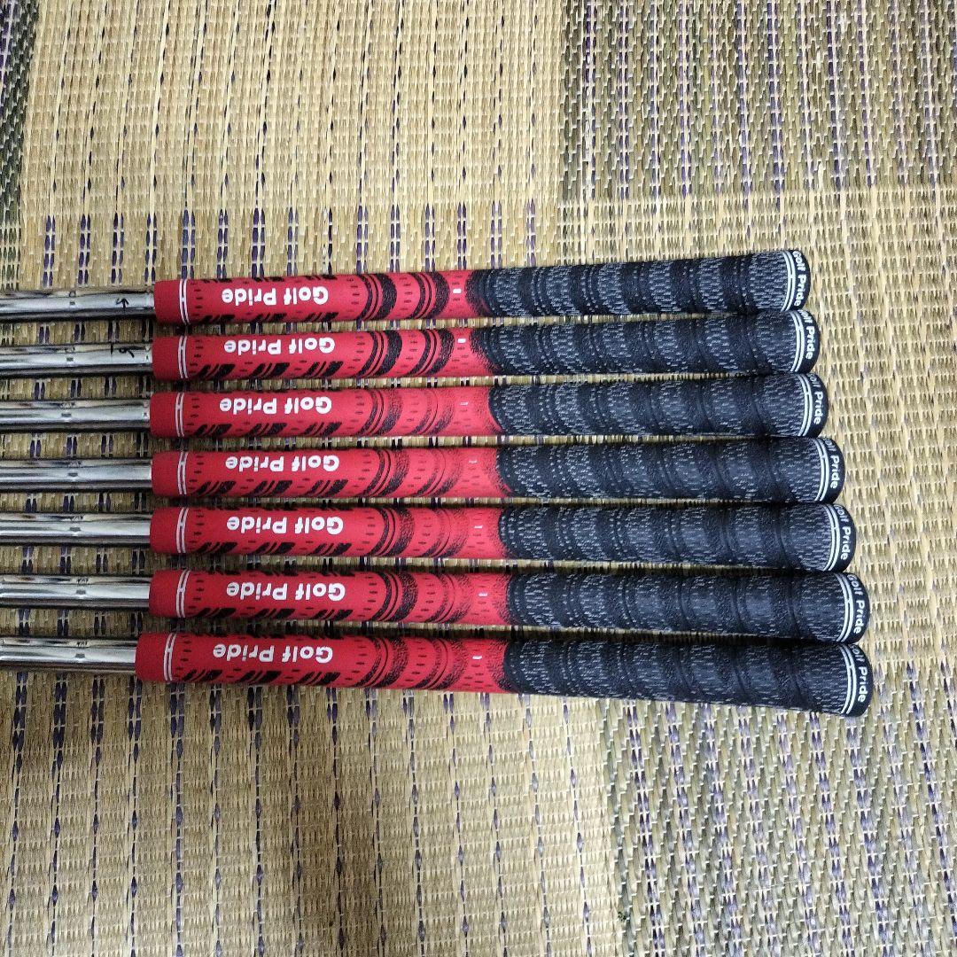 NS950Rシャフトゴルフプライド グリップ 7本セット 赤黒