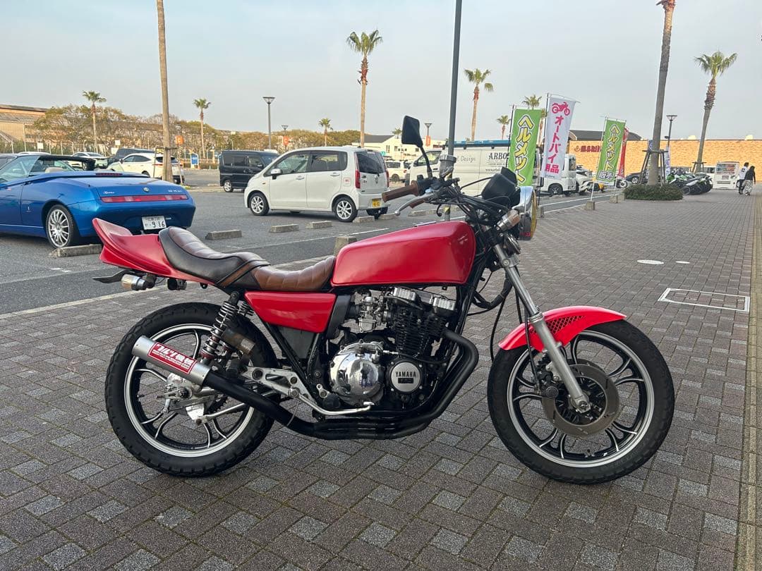 XJ400 FXタンク 外装一式 ※バラ売り不可 - メルカリ