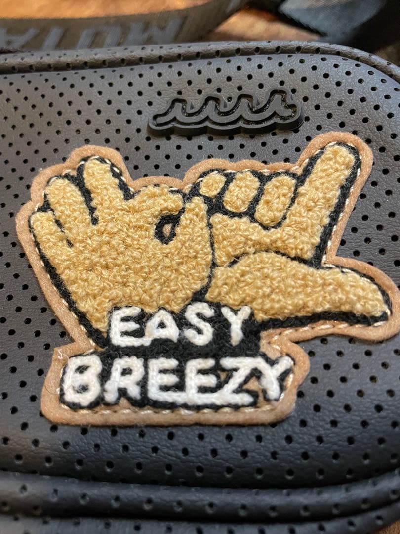 muta marine パンチングレザーボディバッグ美品